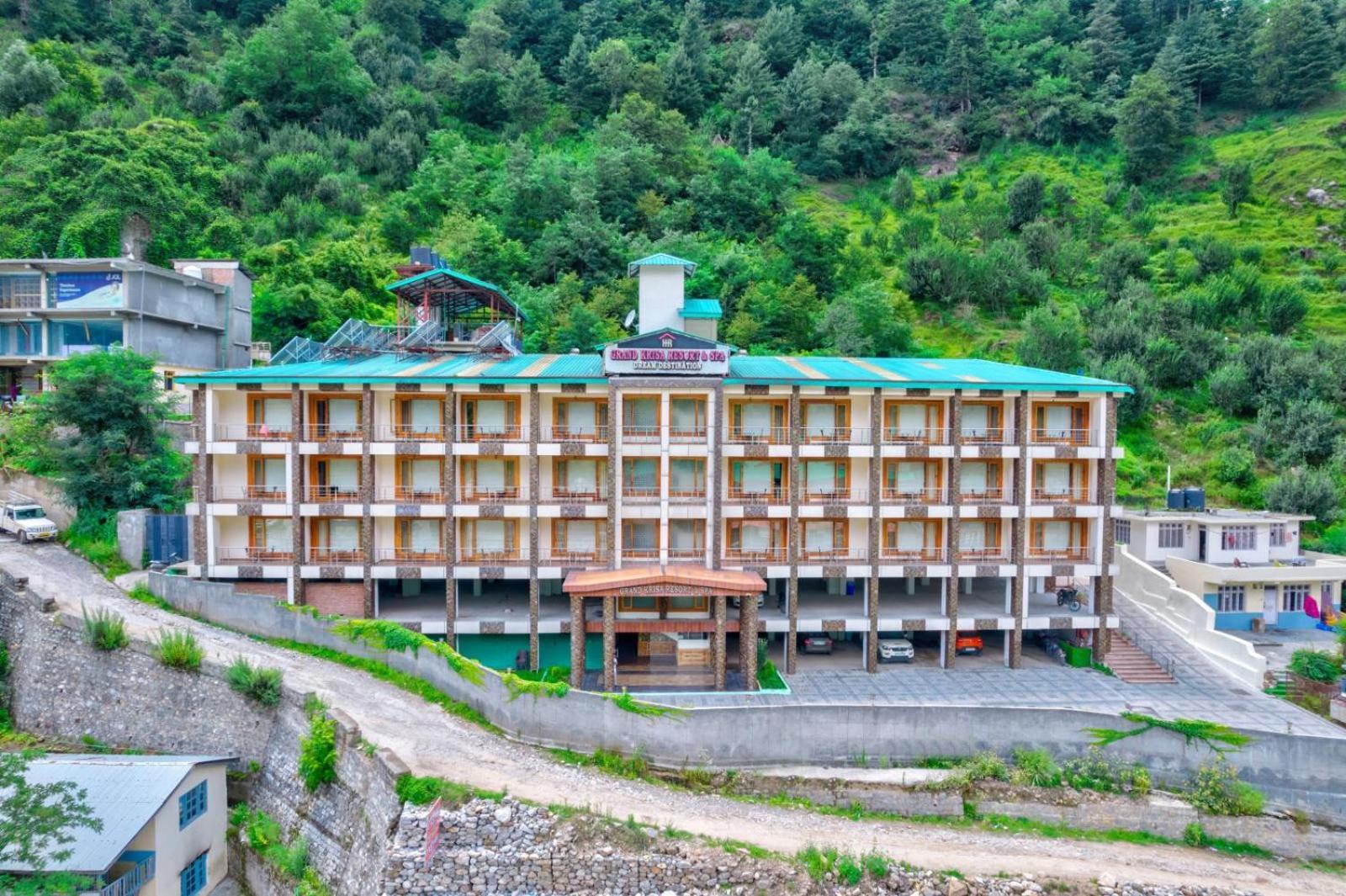 Grand Krisa Resort & Spa, Manali Experience Luxury With All Weather Acs In Every Room - Manali (Himachal Pradesh), Manali